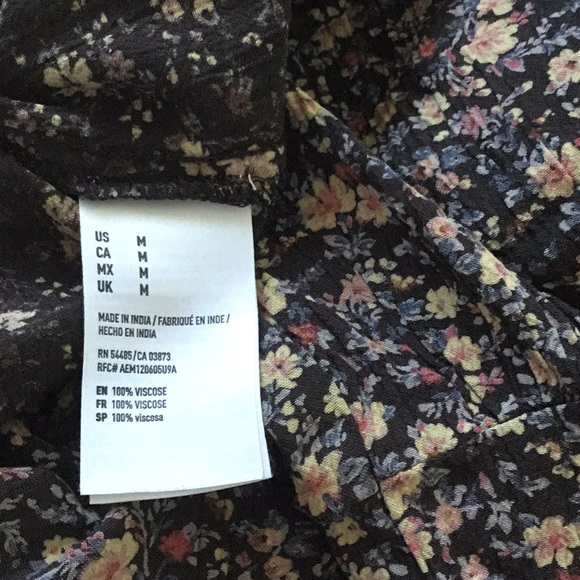 AMERICAN EAGLE sleeveless top - size M - Picture 5 of 7